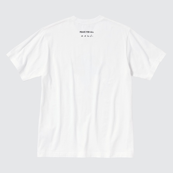 🌎❤️KAWS x Uniqlo - PEACE FOR ALL | T-Shirt (Medium) | NWT❤️🌎 - Picture 2 of 4